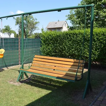 In Balaton 18806 Apartman *
